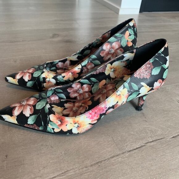 Nine West Floral Pumps Size 6.5 - Picture 2 of 2